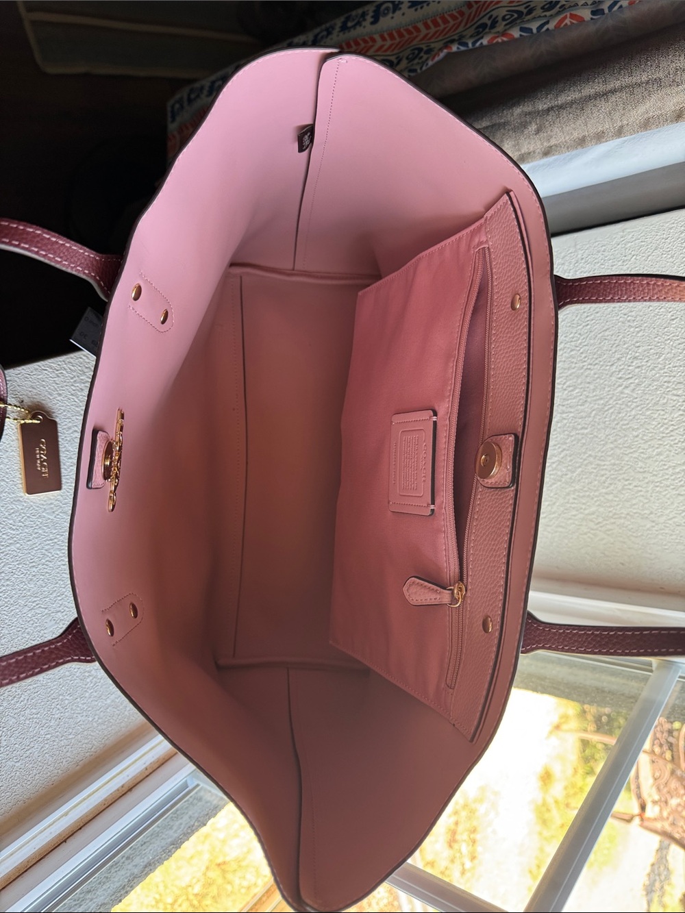 Women’s Coach Pebble Leather Town Tote Bag. Maroon F72673. Large - Picture 2 of 8